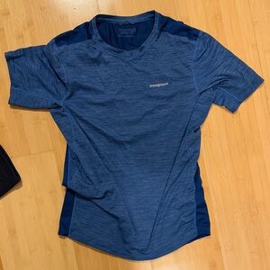 Patagonia Men's Blue Short Sleeve Dry Fit Tee
